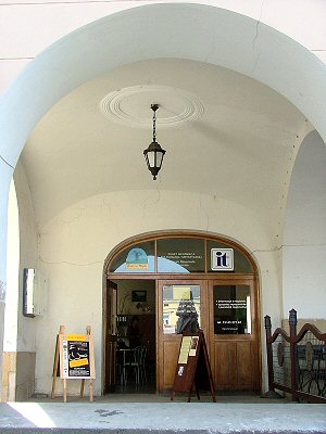 PIKT