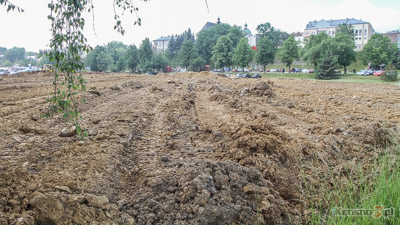 Ziemia przy ul. Legionów