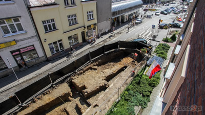 Prace archeologiczne przy Bramie Wgierskiej