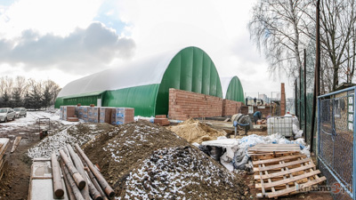 Kryte korty tenisowe