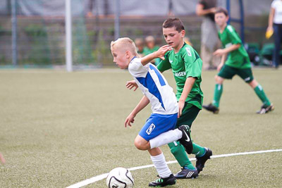 U15