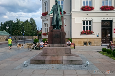 Tu wstaw alt